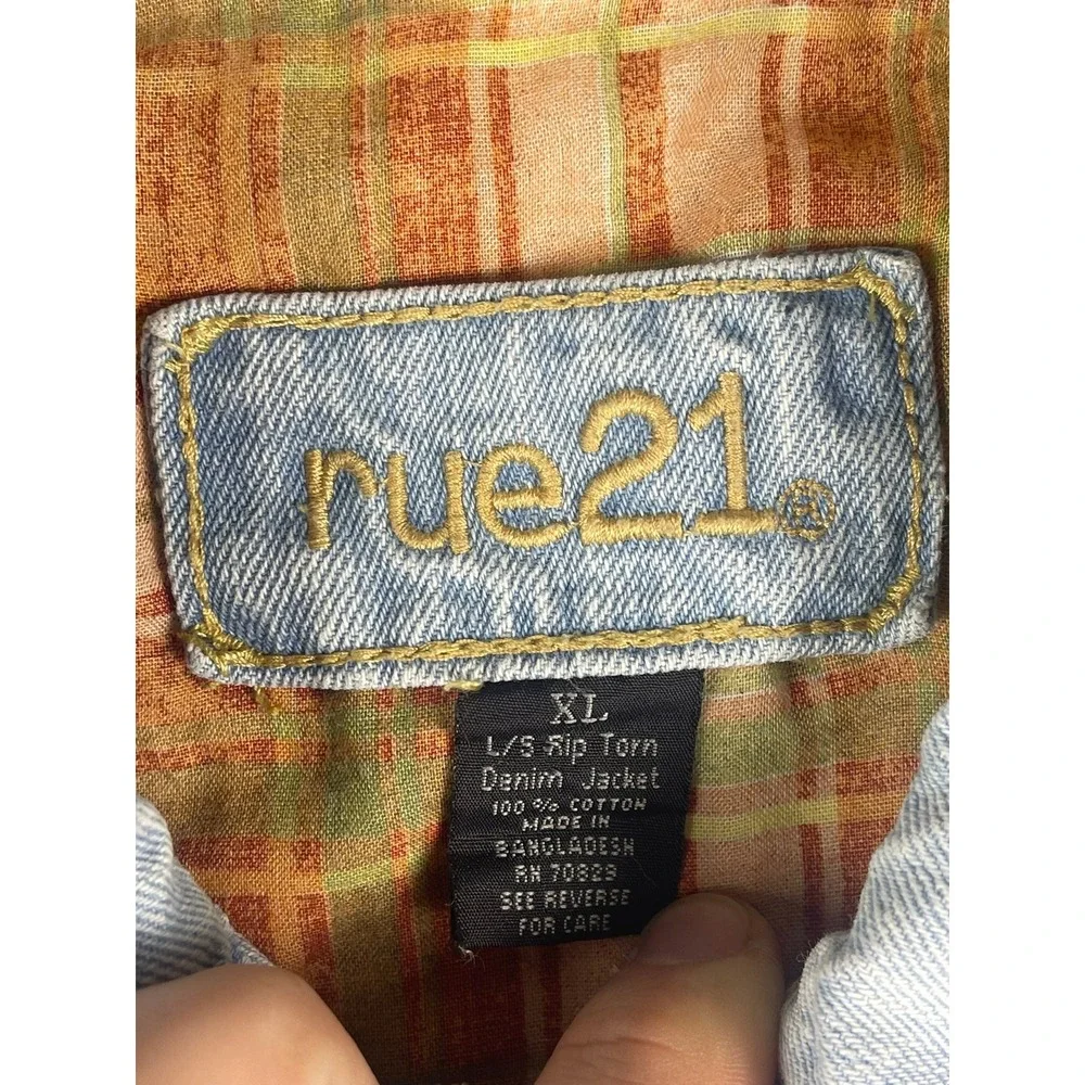 rue21 Kids XL Light Wash Distressed Cropped Denim Jacket Flannel Lined Blue‎
